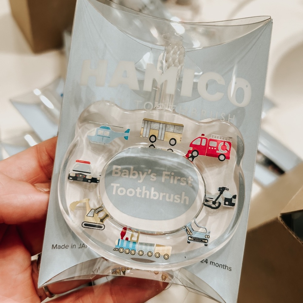🚒🚔🪥🦷 All the Trucks!  Lux Line toothbrush for children by Hamico